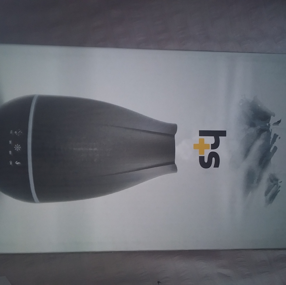 Aromatherapy diffuser and cool mist humidifier